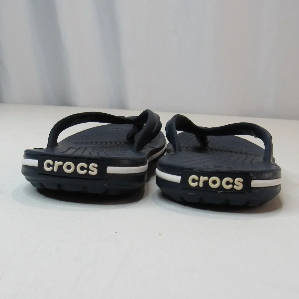 Crocs Iconic Comfort Basic Flip Flop Sandal Size J 2 Navy/White Unisex